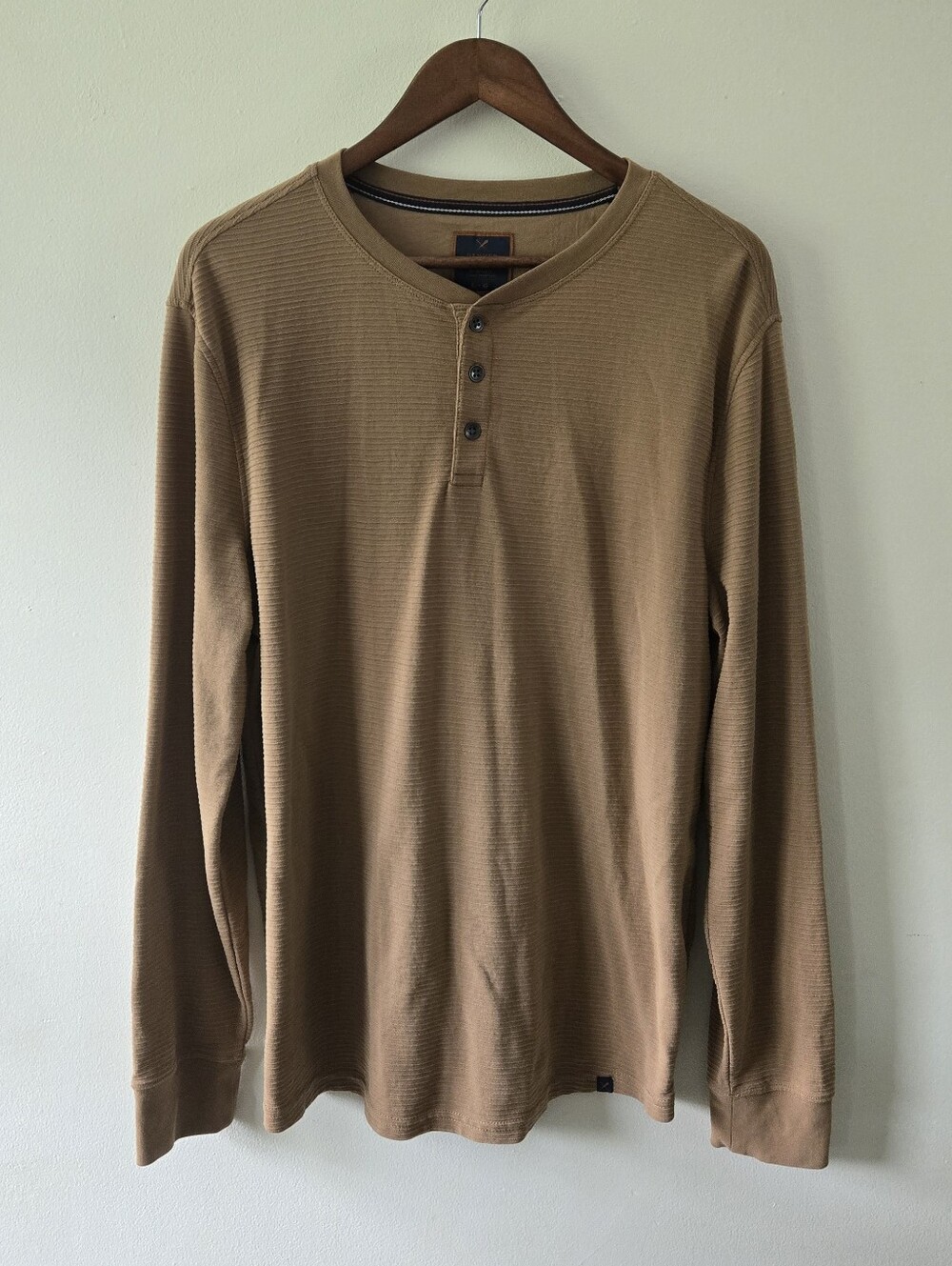 Denver Hayes Modern Fit Henley Long Sleeve Size Large